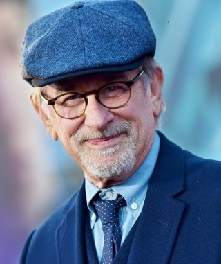 S. Spielberg S. Spielberg