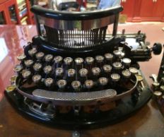 Lazik - typewriter cropped