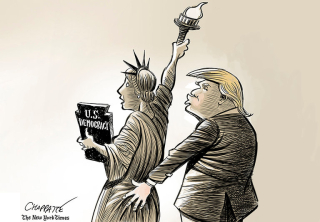 Trump Sratue 1