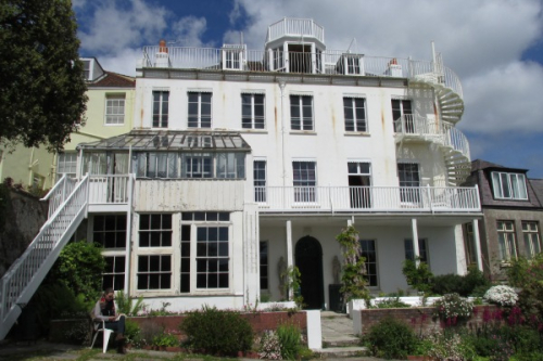 VH The-Rear-of-Hauteville-House